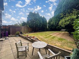 Photo 17- click for photo gallery